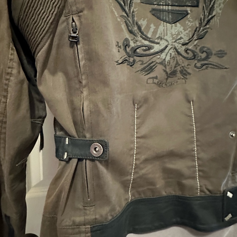 Harley Davidson Riding Jacket - Picture 13 of 15